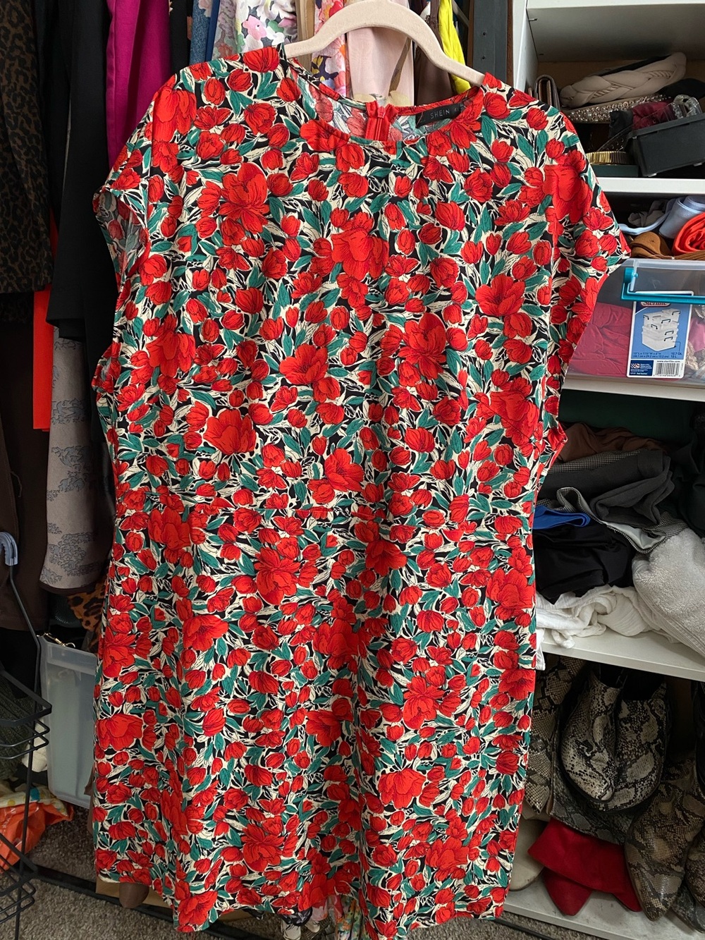 SHEIN Red Floral Shift Dress with Green Leaf Print
